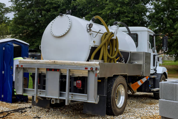 Best Portable toilet rental cost  in Palmhurst, TX